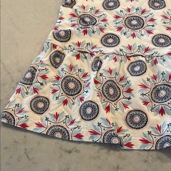 Tea Collection Patterned Top with Ruffle Hem - Picture 8 of 10